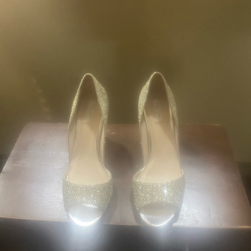 Gold Stiletto Heels with Open-Toe Design